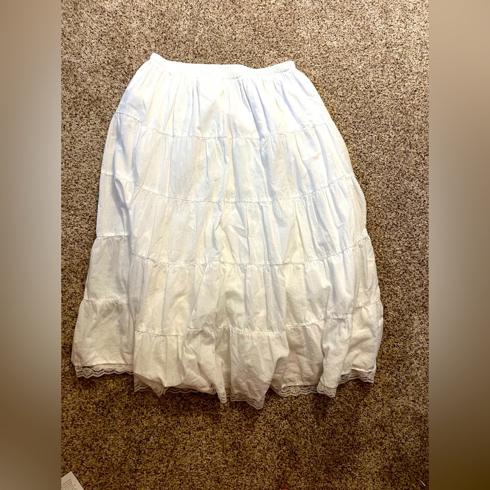 Vintage white skirt
